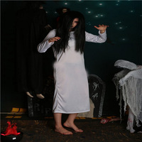 Costume d'Halloween Haoxuan pour femme, déguisement de fantôme, robe blanche et rouge effrayante, perruque, accessoires pour bar, salle secrète, maison hantée