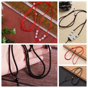Exquisito Collar de Cuerda Trenzada Roja para la Frente con Colgante de 8 Cuentas, Joyería de Moda, Collares de Cuentas para Uso Doméstico - Product Image 1