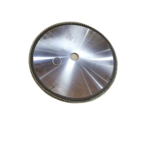 Lame de scie à bois triangulaire 100 dents, 10 pouces, ronde pour machine à couper les angles - Product Image 3