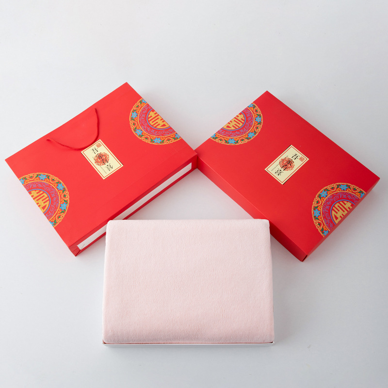2 serviettes, 1 serviette de bain, coffret cadeau rouge 2