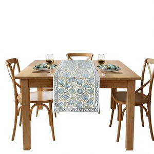 Camino de Mesa Hecho a Mano con Diseño Floral de Algodón de Primera Calidad, Personalizable, Ecológico, Estilo Clásico, Lavable - Product Image 1
