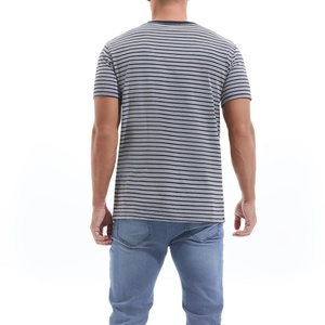 Camisetas de Hombre con Cuello Redondo y Logotipo Personalizado, Estilo Urbano, Rayadas, de Alta Calidad, Corte Regular, Tejido de Algodón Suave, Transpirable y de Secado Rápido - Product Image 2