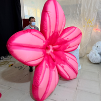 Différents ballons de fleurs artificielles gonflables avec couleur personnalisée pour les fêtes