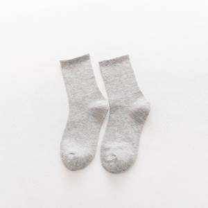 <span class=keywords><strong>Bas</strong></span> tube en coton pour hommes automne hiver déodorant absorbant la sueur chaussettes en coton respirant couleur unie noir blanc chaussette - Product Image 3