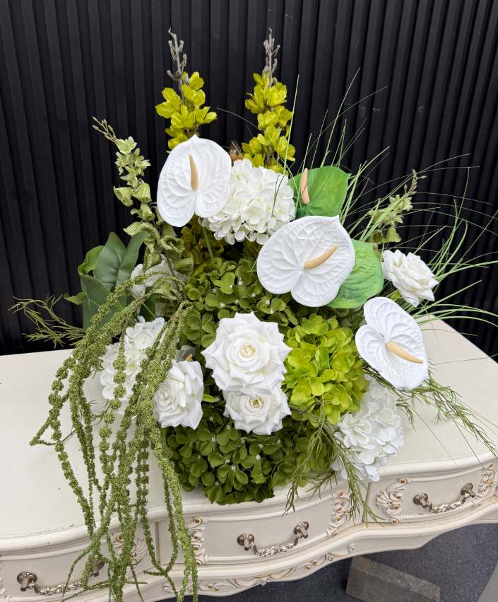 Bianco verde, sfera floreale da 30 cm