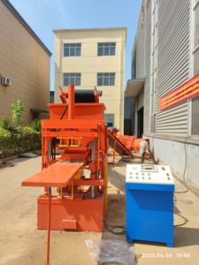 CH2-10 nhỏ tự động thủy lực khối đất sét rỗng Máy làm gạch Đất máy xi măng khối Philippines - Product Image 4