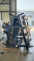 Machine d'assemblage de cadres de portes en bois pour la menuiserie