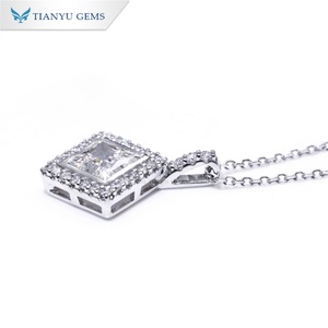 Collar con colgante de corte princesa Moissanite para mujer, joyería fina de oro sólido personalizada, collares de regalos de boda de platino de 10K, 14K, 18K - Product Image 2