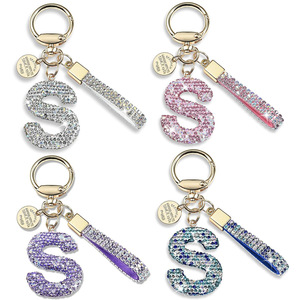 Porte-clés en alliage de zinc en gros pour femmes et filles, brillant et mignon, pour sac à dos et clés de voiture, modèle Y164 - Product Image 4