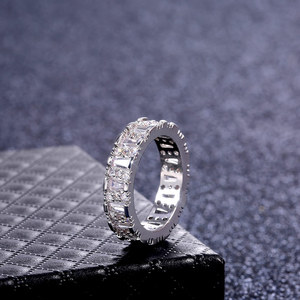 Anello in Ottone con Pietra Irregolare per Donne, Design Classico Scintillante con Incastonature, Regalo per Fidanzamento e Feste, Gioiello alla Moda - Product Image 4