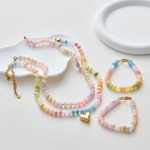 Collana con Ciondolo a Cuore con Perline Arcobaleno Pastello, Chiusura in Acciaio Inossidabile, Gioielli di Moda Stratificati <span class=keywords><strong>per</strong></span> Donne, <span class=keywords><strong>Regalo</strong></span> Quotidiano e <span class=keywords><strong>per</strong></span> Feste - Product Image 2