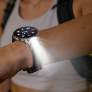 Reloj Inteligente HKSF HT39, Diseño Ultrafino, Pantalla AMOLED HD de 1.32'', Llamadas por Bluetooth, Resistente al Agua IP68, Linterna para Exteriores, Monitoreo de Salud, Color Plateado - Product Image 3