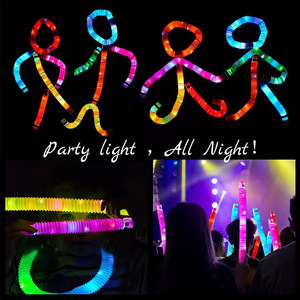 2.9 Işıklı Plastik Çekme Tüpü Oyuncak Çocuklar için Stres Giderici Oyuncak Gerilebilir, Birleştirilebilir, Sıkılabilir Oyuncak Stres Giderici Oyuncak - Product Image 2