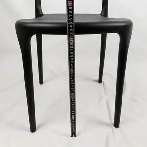 Cadeira de jantar empilhável para restaurantes e cafés ao ar livre, cadeira de plástico puro pp com design elegante e qualidade durável sem braços