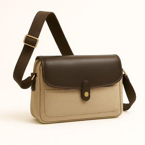 Bolso Bandolera de Cuero Genuino para Mujer, Personalizable en Tamaño y Logotipo, a la Moda, Impermeable, con Correa Única y Cierre de Cremallera, de Poliéster - Product Image 1
