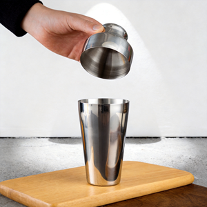 Shaker à cocktails <span class=keywords><strong>français</strong></span> de luxe en acier inoxydable avec finition miroir argenté, capacité 500 ml, personnalisable avec logo, outil de <span class=keywords><strong>bar</strong></span> pour la maison – Vente chaude directe usine - Product Image 6