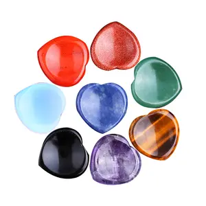 Venta al por mayor de cristal natural a granel chakra preocupación piedra corazón ágata corazón cristal bolsillo Palma piedra pulgar preocupación piedra