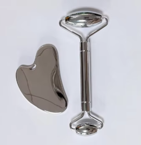 Set de Gua Sha y Rodillo de Masaje de Acero Inoxidable - Product Image 1