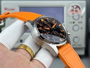 Montres mécaniques en promotion avec un design tendance, montres de haute qualité avec fonction calendrier, bracelet orange. - Product Image 5