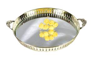 Brass Round Tray With Handle Round Shape Finished Brass <b>Polished</b> - Product Image 2
