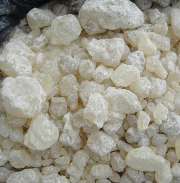 Premium Grade Natural Gum Damar Grains Damar Gum Resin Blocks