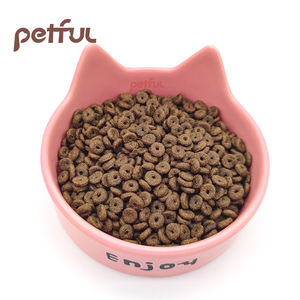 Comida seca natural fresca para mascotas, croquetas para perros y gatos, todo tipo de comida seca en forma de triángulo, comida seca para perros y gatos de la mejor calidad - Product Image 1