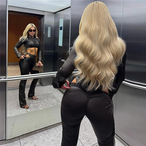 Completo Sexy Punk Gotico Due Pezzi da Donna in <span class=keywords><strong>Pelle</strong></span> PU Tinta Unita con Top Corto Arricciato e <span class=keywords><strong>Pantaloni</strong></span> - Product Image 3