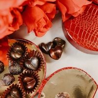 Boîte à chocolats en forme de cœur pour la Saint-Valentin, boîtes à biscuits, emballages pour Noël, mariage, bonbons, cadeaux, boîtes en cuir de qualité supérieure pour dattes