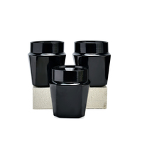 Pot en plastique noir rond de 500 ml (16 oz) pour gommage corporel, crème pour le visage, vide, avec couvercle noir