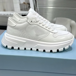 Zapatillas de cuero vintage de alta calidad para hombre, transpirables, con malla, para caminar, para exteriores, para skate, en color negro. - Product Image 3