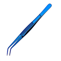 Pinces dentaires de qualité supérieure, pinces à coton et à pansements, pinces chirurgicales courbées à bec dentelé, revêtement bleu
