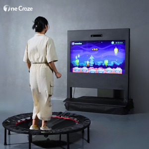 Mur de projection métallique commercial avec projecteur intégré, système interactif de mouvement sportif AR pour trampoline, pour aire de jeux intérieure pour enfants - Product Image 1