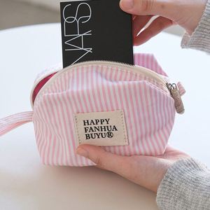 Bolsa de Maquillaje Cosmética de Lona Blanca con Cierre, de Alta Calidad, Grande, Ecológica, Libre de BPA, Certificada GOTS, Marca Privada - Product Image 6