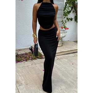 Costume formel noir avec jupe à boutons - Product Image 5