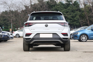 Vente en gros 2023 <span class=keywords><strong>Volkswagen</strong></span> <span class=keywords><strong>T</strong></span>-<span class=keywords><strong>ROC</strong></span> voiture <span class=keywords><strong>d</strong></span>'occasion 280TSI DSG 2WD SUV 5 portes 5 places <span class=keywords><strong>d</strong></span>'occasion à bas <span class=keywords><strong>prix</strong></span> en stock - Product Image 3