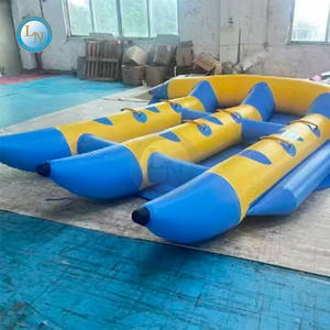 Produit phare : Bouée gonflable « Flying Fish » pour sports nautiques, type « Banana Boat », en vente - Product Image 2