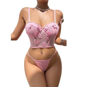 Sexy traforato in Mesh elegante ricamo floreale 3D 2 pezzi Set corsetto e Lingerie rosa con perizoma da donna - Product Image 5