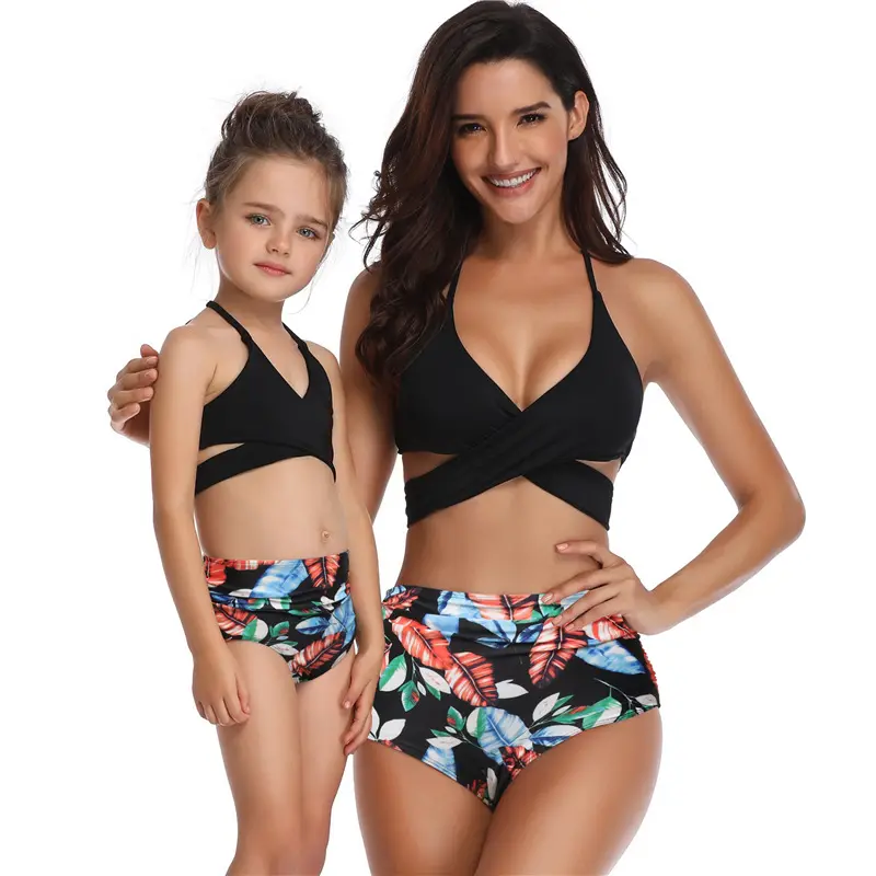 Family Swimwear for Women Ruffle Leaf Print Halter Bikinis Men 2023 Swimsuit Two Piece Gril Swim Wear Couple Beach Exit Outliet