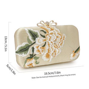 กระเป๋าคลัทช์โซ่ไข่มุกหรูหราสง่างามปักลายสำหรับผู้หญิง กระเป๋าถือสำหรับงานปาร์ตี้ งานพรอม งานกลางคืน - Product Image 6