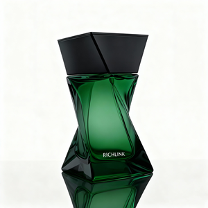 Flacone di Profumo in Vetro Irregolare Trasparente Rosso Vuoto con Pompa Atomizzatore <span class=keywords><strong>75ml</strong></span> Forma a Spirale con Tappo Nero - Product Image 3