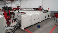 Máquina dobladora de tubos de acero CNC 3D con mandril para pasamanos de escaleras, barandillas, balaustradas, balcones, vallas de vidrio y andamios