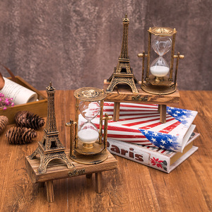 Ornements Style Européen Rétro Sablier en Bois Écologique Tour de Fer Décorations Maison Grande Roue Cadeau Anniversaire pour Étudiants Couples - Product Image 3