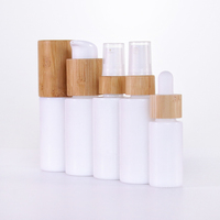 Grosir Vintage kustom kaca Opal putih kosmetik semprotan minyak botol tetes 30ml 120ml kapasitas tutup bambu untuk pembersih wajah