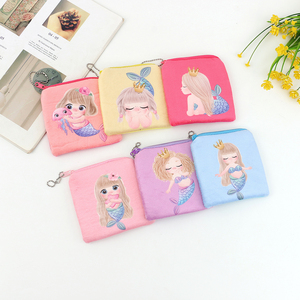 Portamonete in Peluche Personalizzati con Portachiavi, Piccola Borsa Portaoggetti per Rossetti, Morbida Tasca con Cerniera per Monete - Product Image 3