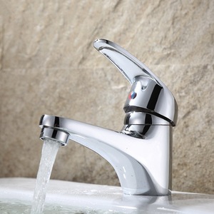 Robinet de <span class=keywords><strong>lavabo</strong></span> en cuivre robinet d'eau froide unique pour <span class=keywords><strong>lavabo</strong></span> de toilette de salle de bain avec ensemble de pommeau de douche de toilette - Product Image 2