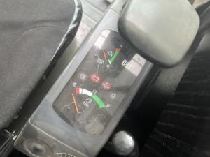 Mini-pelle Cat305.5 305.5E 305.5E2 d'occasion Japon Caterpillar 5.5t Matériel de construction Composants centraux Moteur et pompe - Product Image 6