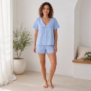 Set Pigiama in Cotone 100% a Quadretti per Donna, Colletto Smerlato, Morbido e Traspirante, 2 Pezzi con Pantaloncini - Product Image 1