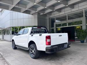 Camionnette Qingling Isuzu T30 4x2 4x4, type plateau, fourgon de transport, capacité de charge de 1,5 tonne, double cabine, camionnettes de camping, boîte de camionnette - Product Image 3