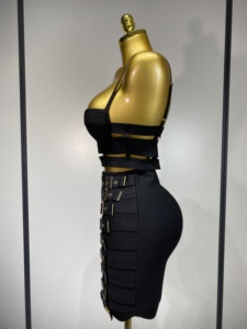 Ensemble deux pièces moulant <span class=keywords><strong>noir</strong></span> pour femme avec <span class=keywords><strong>jupe</strong></span> bandage et découpes – Tenue de soirée, d'anniversaire ou de club, style célébrité, pour le streetwear - Product Image 3
