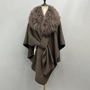 2025 Mode Winter Warm Kurzarm Abnehmbare Flauschige Mongolische Pelz kragen Cape Knit Ponchos Luxus Frauen Strick umhänge - Product Image 1